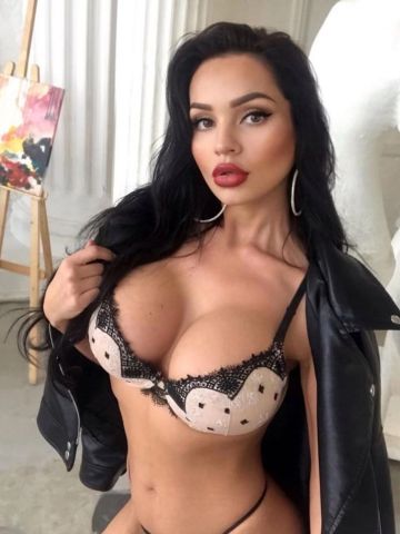 Полина